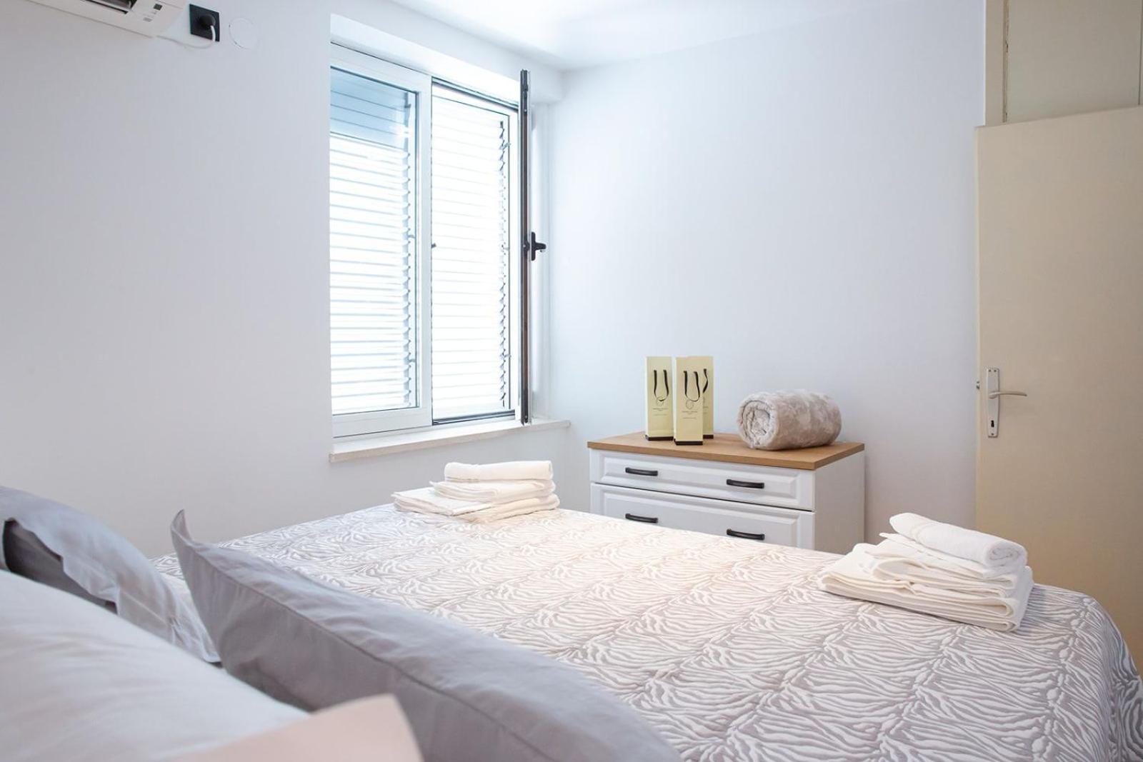 Three Bedroom Apartment With Old Town View - Orlanda'S Apartment ドゥブロブニク エクステリア 写真