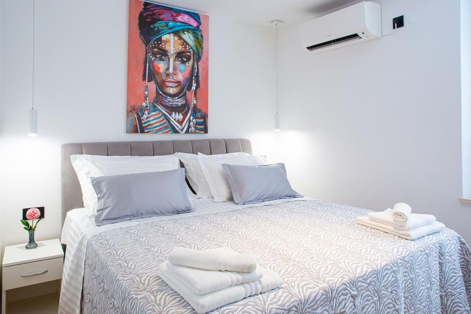 Three Bedroom Apartment With Old Town View - Orlanda'S Apartment ドゥブロブニク エクステリア 写真